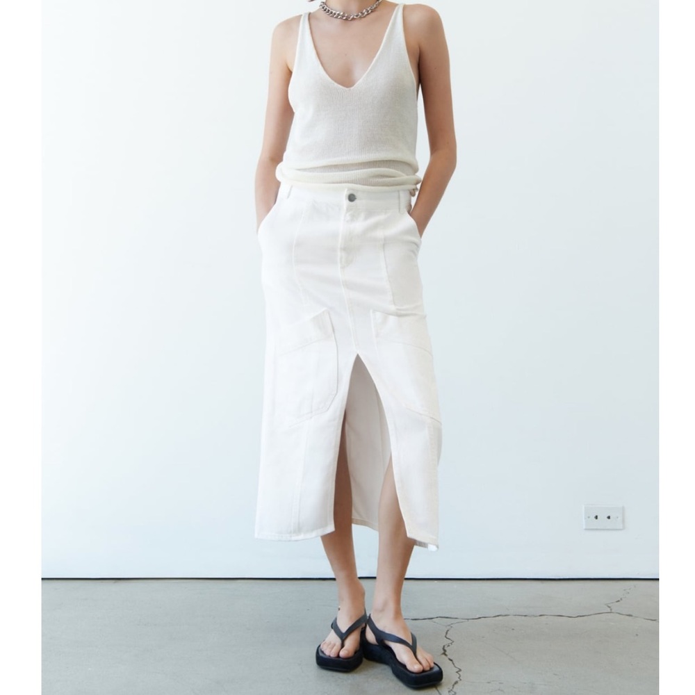 NWT Zara ZW cargo skirt oyster white